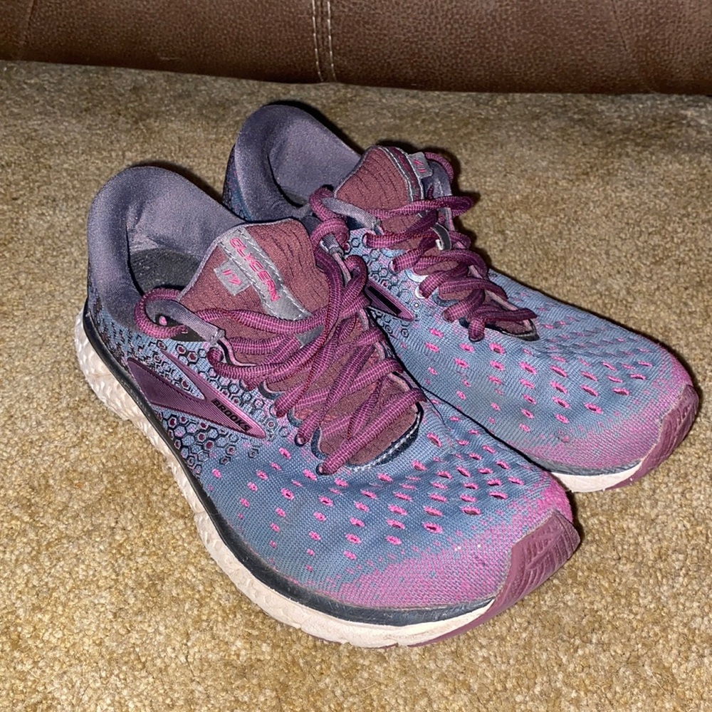 Brooks Glycerin 17 athletic shoes